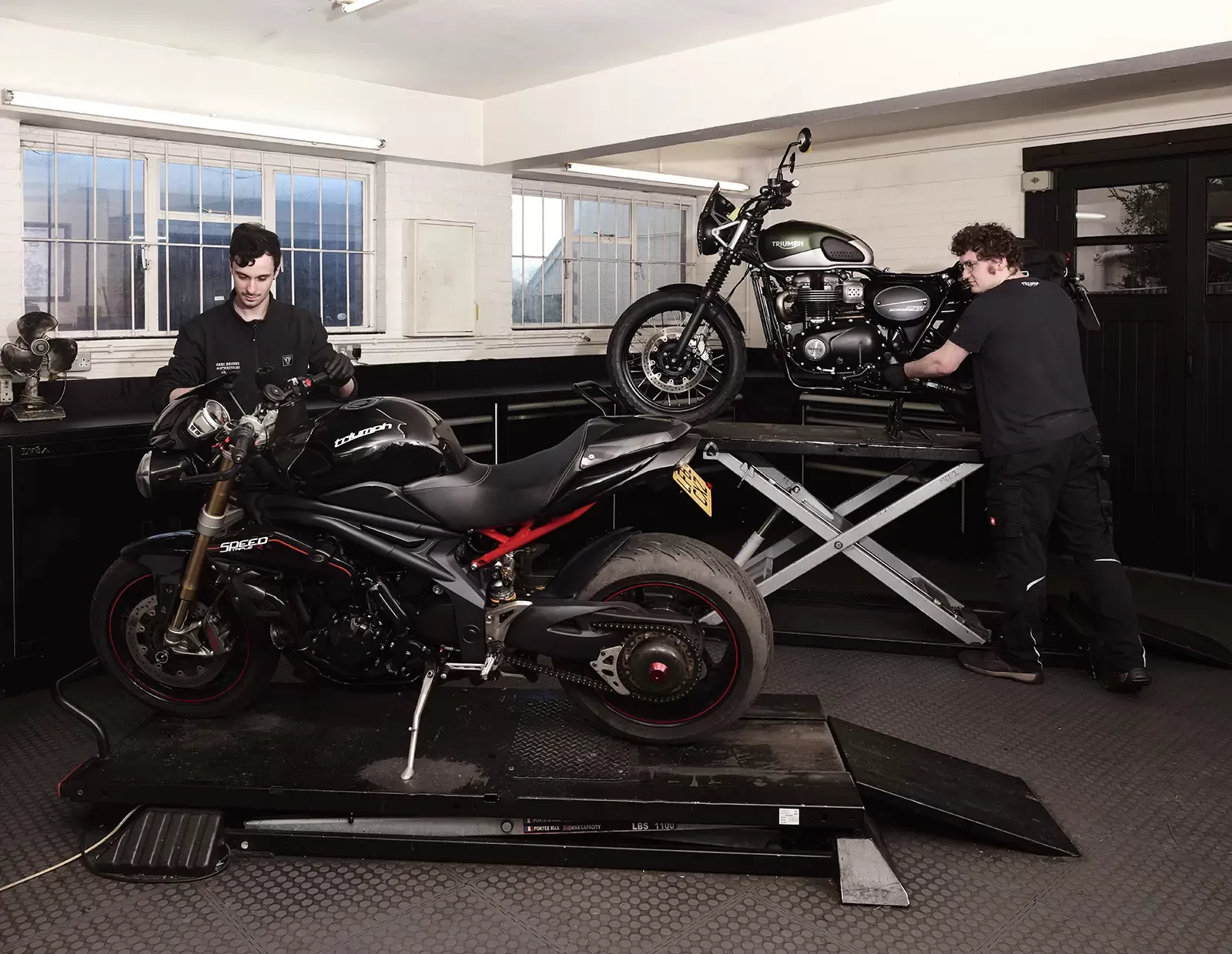 RaceRealmbaza: Comprehensive Motorcycle Service Packages